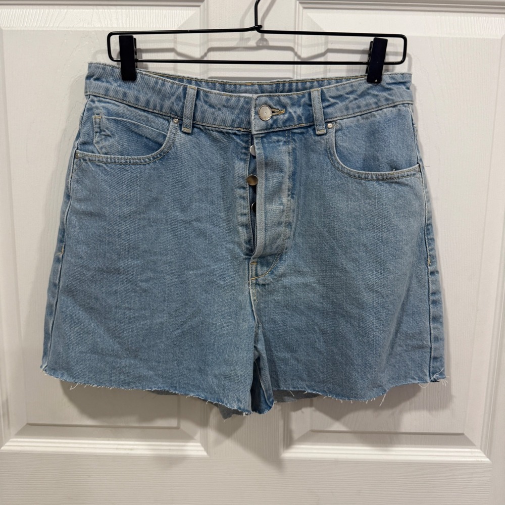 Zara High Waisted Button Fly Denim Shorts Light Wash Raw Hem Blue Q